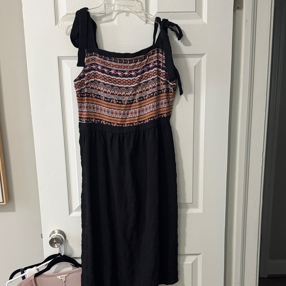 Nwt Black and Multicolor Patterned Women's Dress